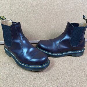 Dr Martens 2976 Dark Maroon Purple Chelsea Boots in Smooth Leather Size Womens 6